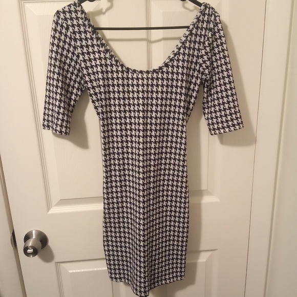 SALE- Vintage permit houndstooth dress - Picture 4 of 7